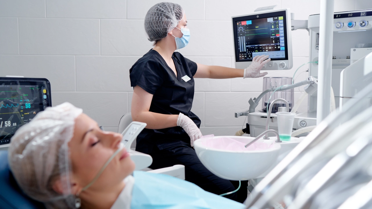 IV Sedation Dentist OKC Masterpiece Smiles Masterpiece Smiles IV sedation dentistry FAQ guide cover image